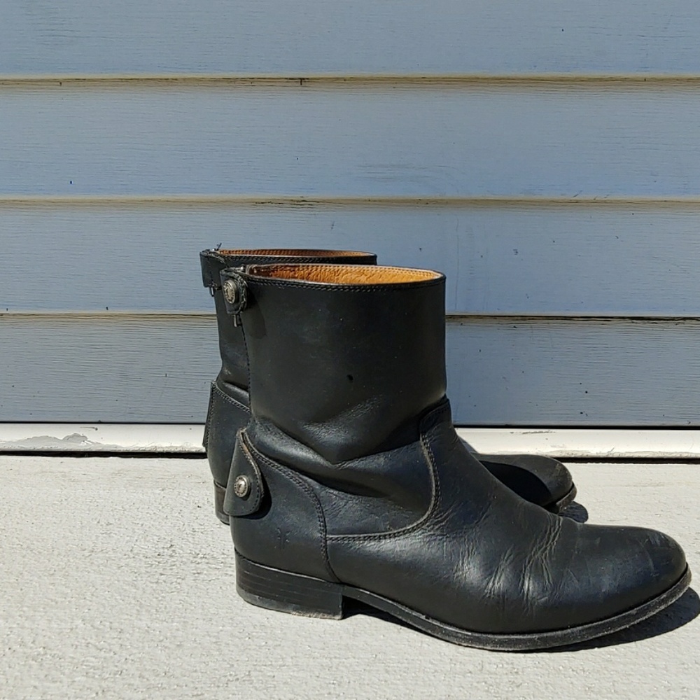Frye mid boots